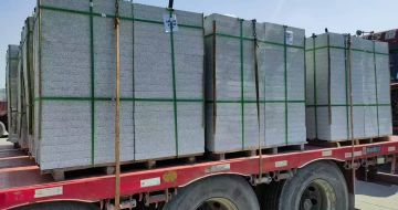 芝麻白花岗岩出货日常地铺石