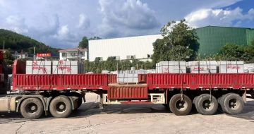  芝麻灰花岗岩地铺石出货日常