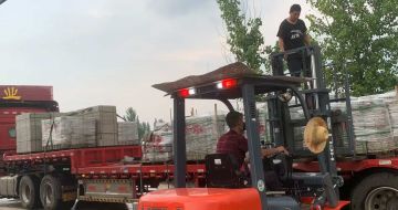  黄金麻冰裂纹，地铺石装车