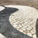  黄金麻冰裂纹地铺石工地铺装案例