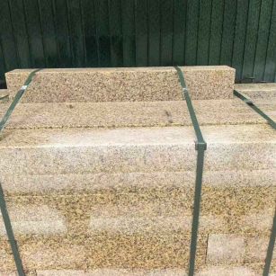  黄金麻花岗岩石材机切面栏杆料半成品