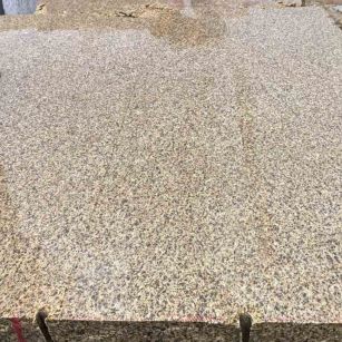  黄金麻花岗岩石材方料