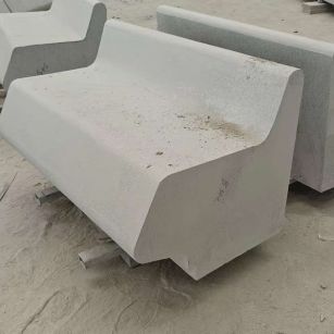  芝麻白花岗岩异形坐凳，石凳