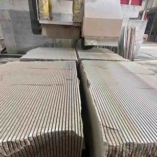  车间生产日常，黄金麻白麻花岗岩