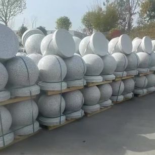  白麻花岗岩石材圆球，石球，挡车球，隔离球，景观石球，风水球等
