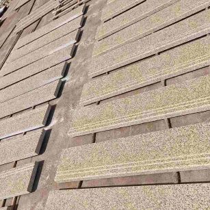  黄金麻花岗岩光面楼梯踏步