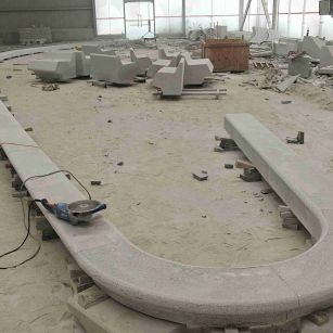  芝麻白花岗岩弧形花坛石，坐凳石