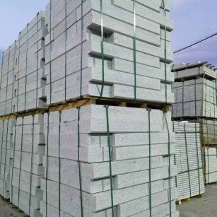  芝麻白花岗岩路沿石，路缘石，路肩石，道牙，立缘石，马路牙子，街沿石，侧石等