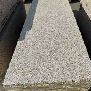  黄金麻花岗岩荔枝面毛板，半成品