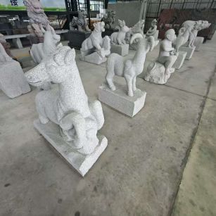  芝麻白花岗岩造型立体雕刻——十二生肖