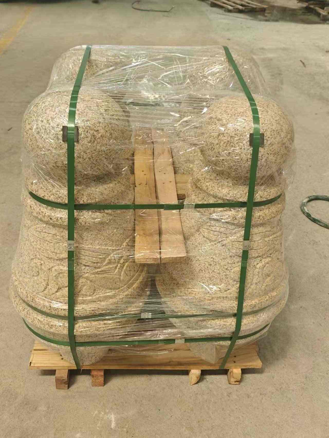  黄金麻异形定制雕花——棒棒糖挡车柱