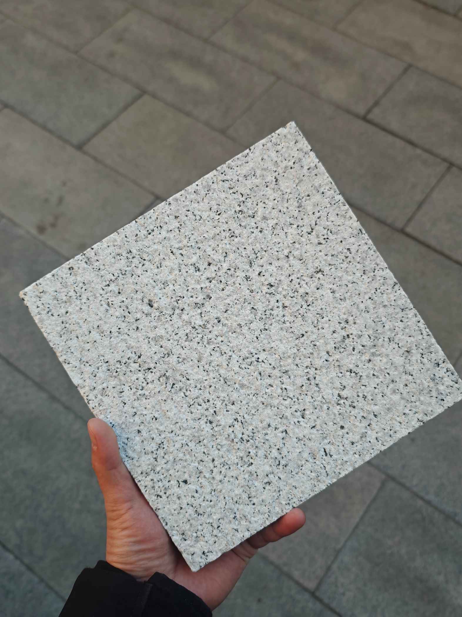  白麻荔枝面花岗岩石材