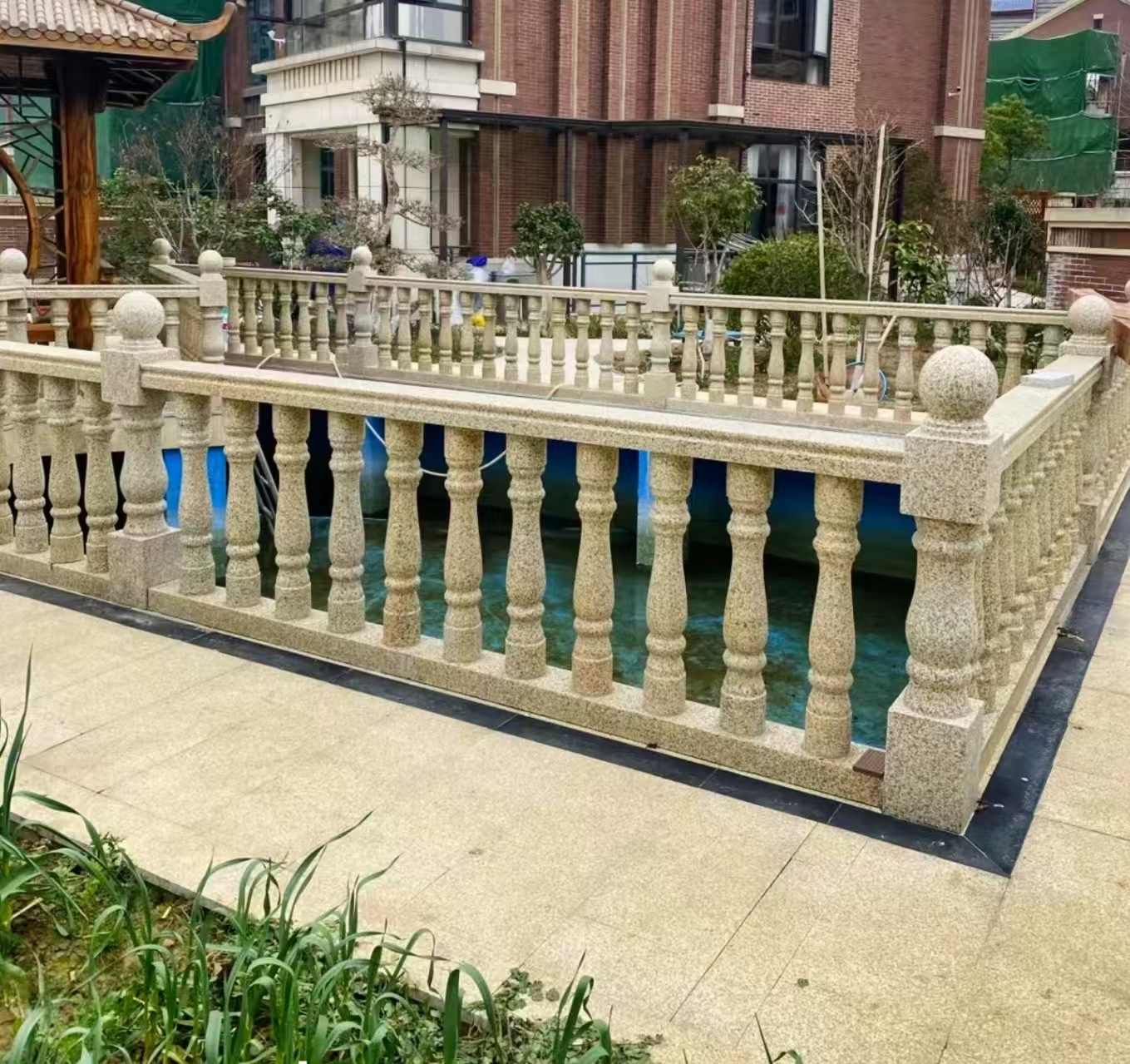 黄金麻花岗岩石材栏杆，扶手，将军柱，花瓶柱